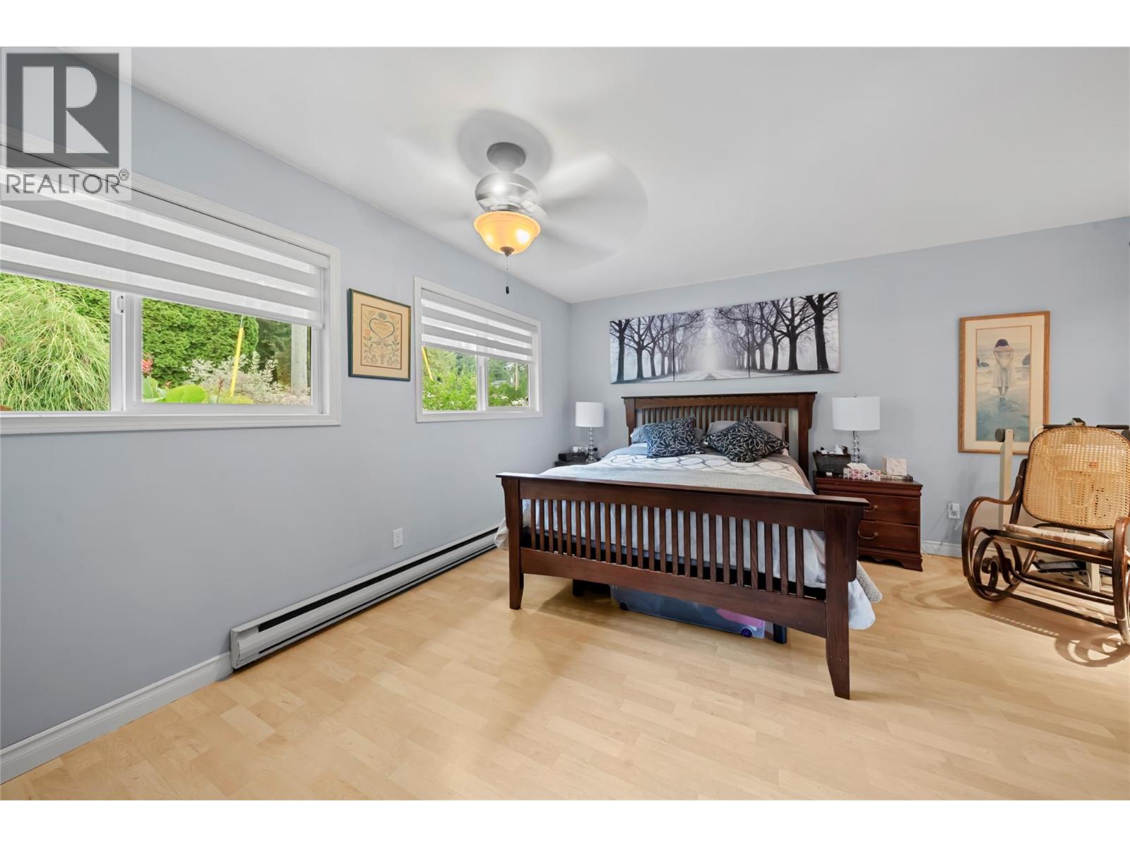  2880 Chalet Drive, Blind Bay