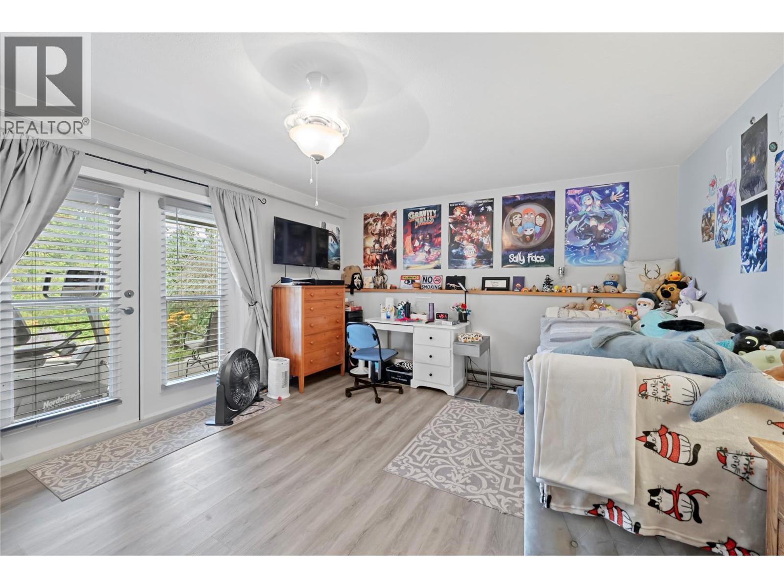  2880 Chalet Drive, Blind Bay