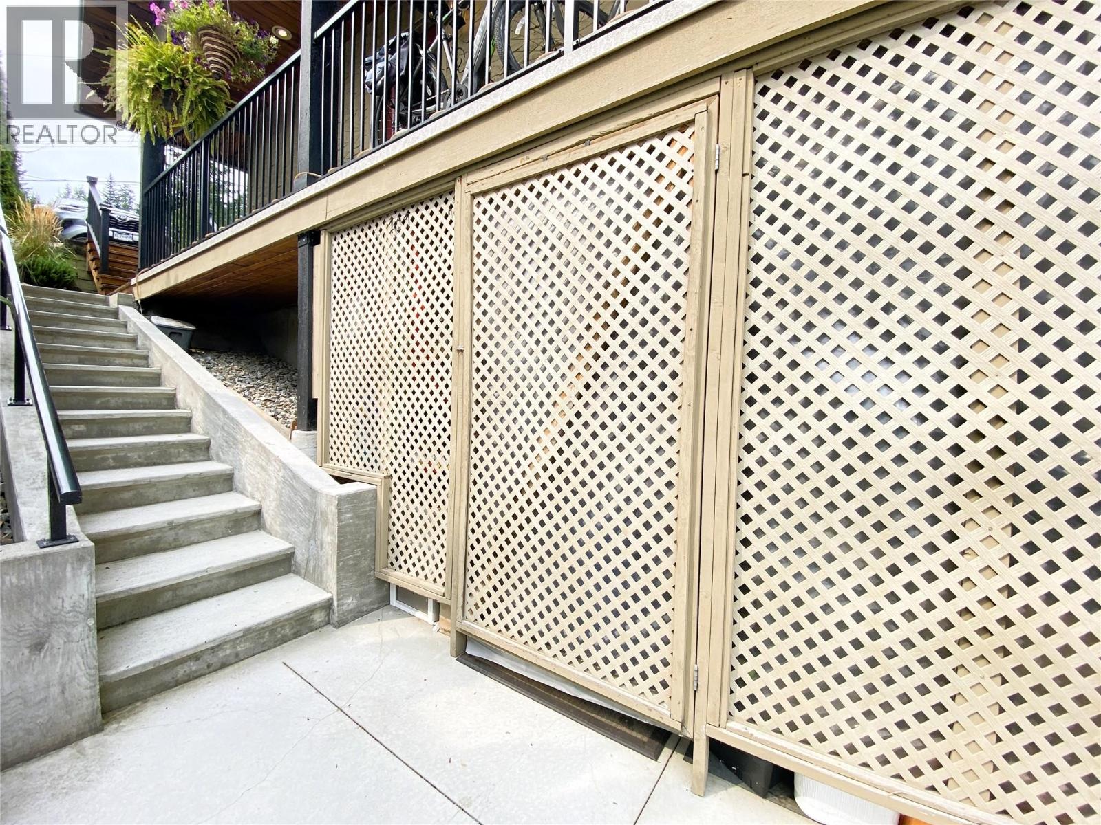 2880 Chalet Drive - 72