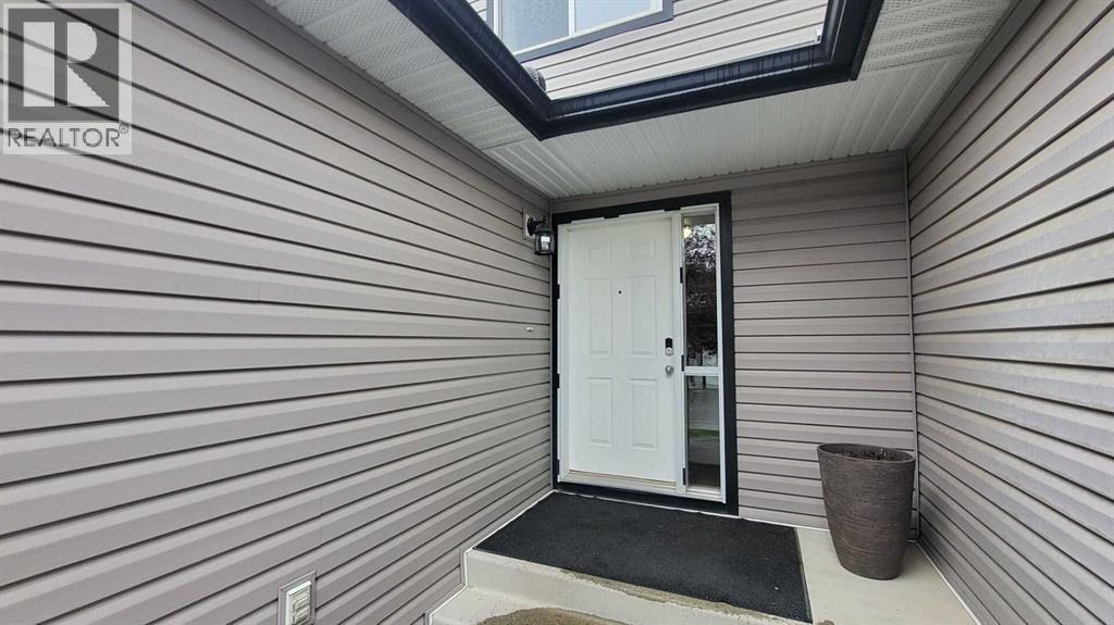 #23 102 Canoe Square SW - 7