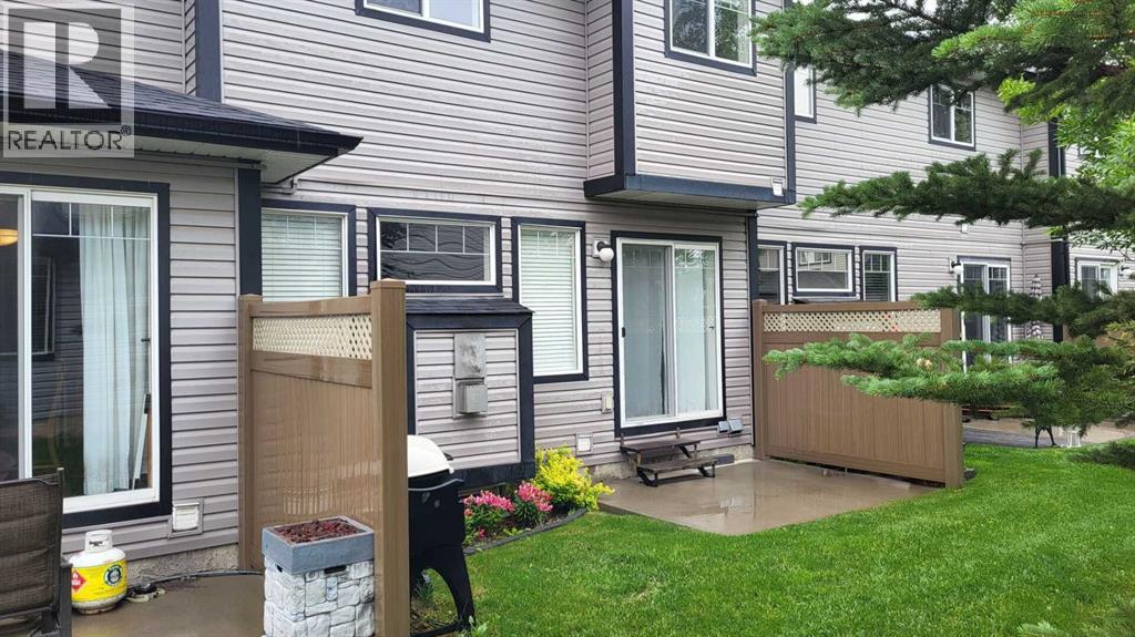 #23 102 Canoe Square SW - 38