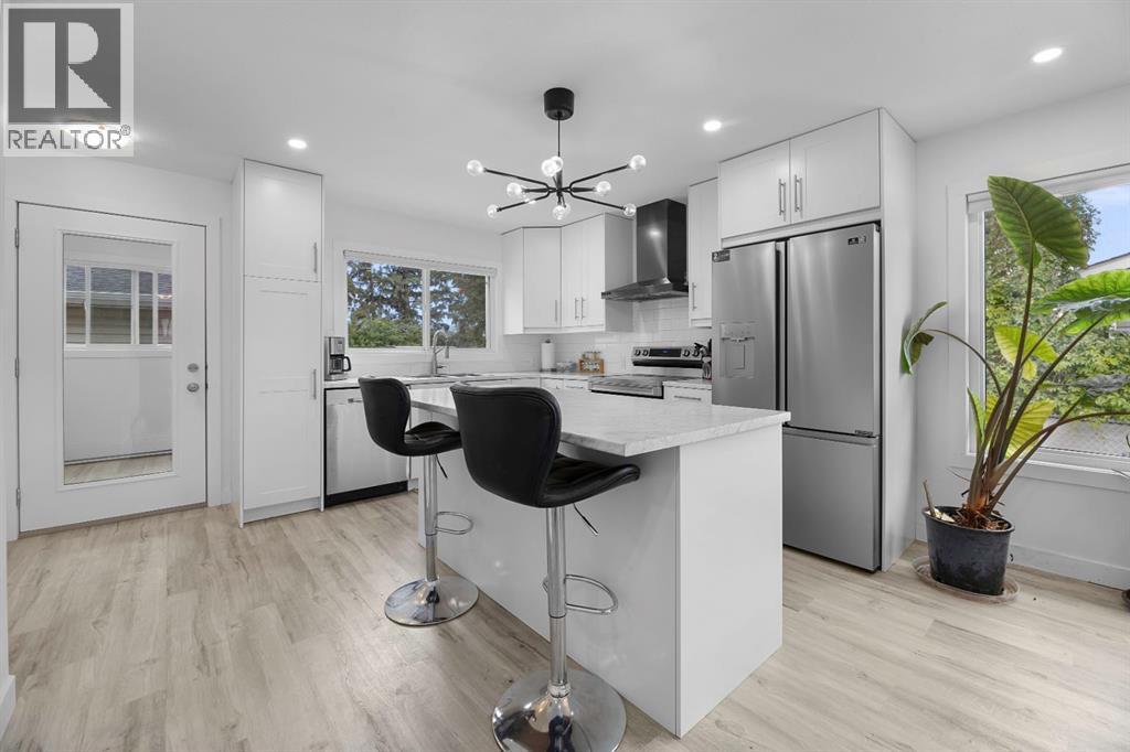 Listing photo – 5721 51 Avenue, Innisfail