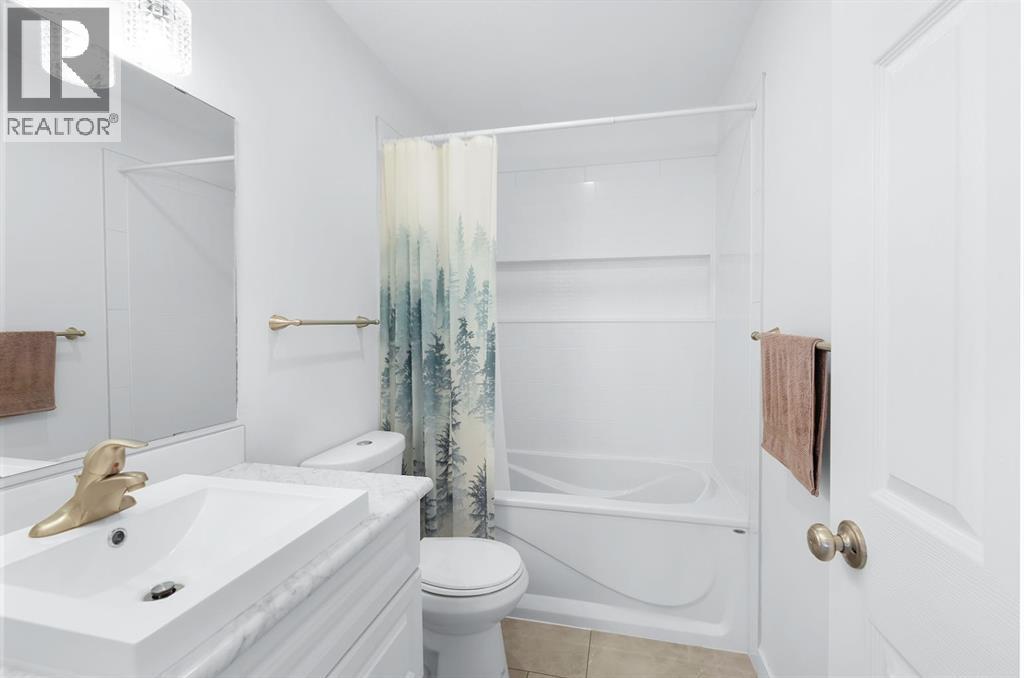 Listing photo – 5721 51 Avenue, Innisfail