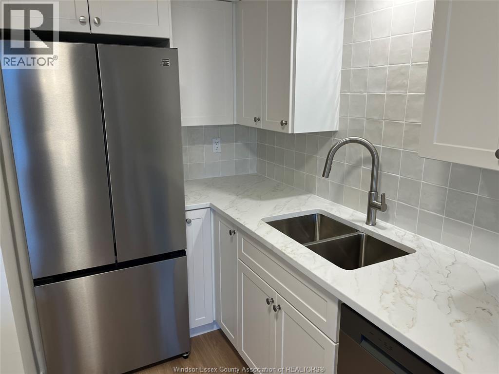 #906W 9099 RIVERSIDE DRIVE East - 11
