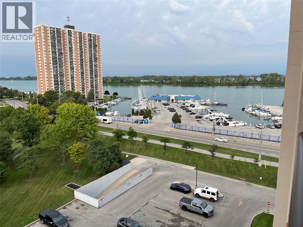 #906W 9099 RIVERSIDE DRIVE East - Image 23