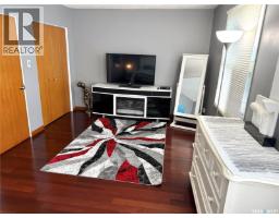 Sunroom - 502 101st Street, North Battleford, SK S9A0Y6 Photo 14