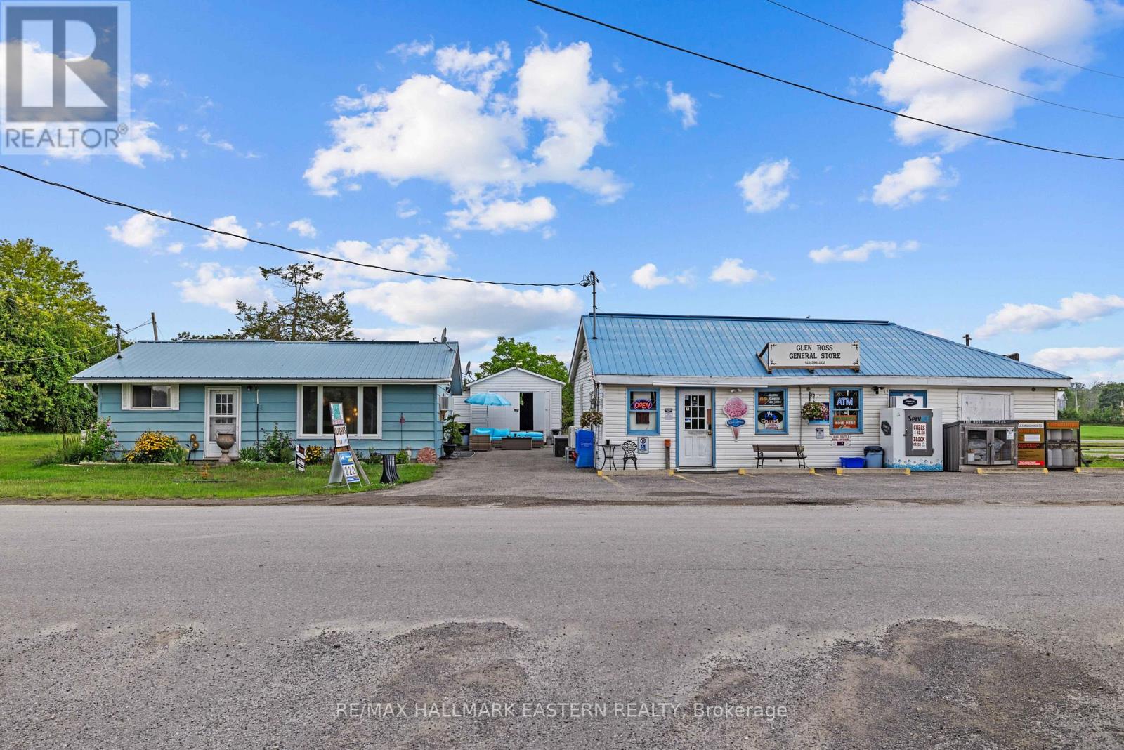 1303 1305 GLEN ROSS ROAD - 1
