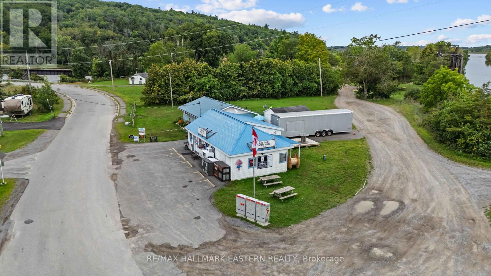 1303 1305 GLEN ROSS ROAD - 18