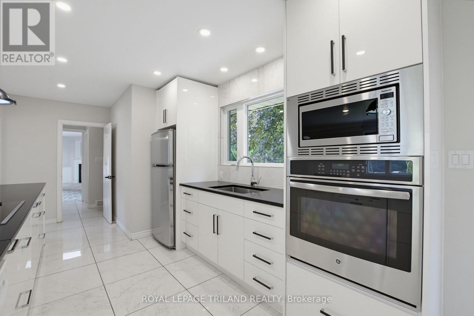 6267 SUNSET ROAD - 18