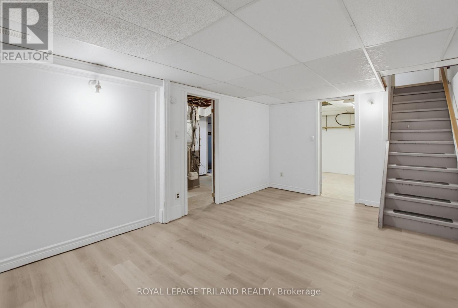 6267 SUNSET ROAD - 30
