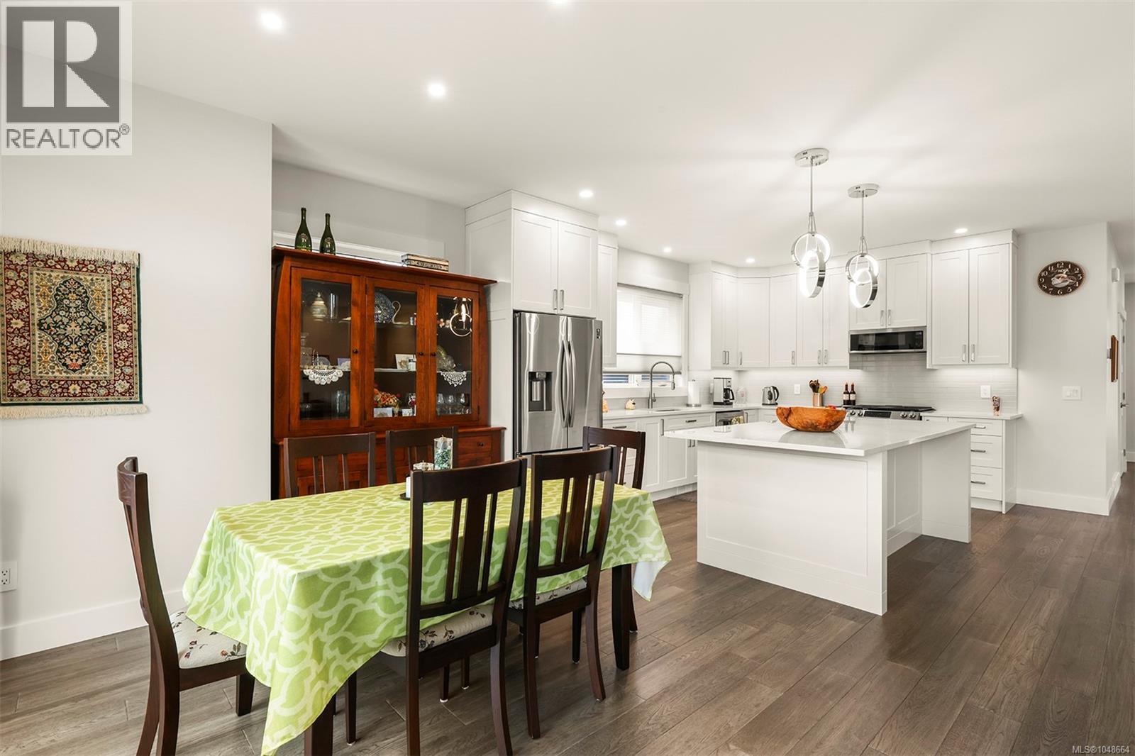859 Labrador Dr - 7