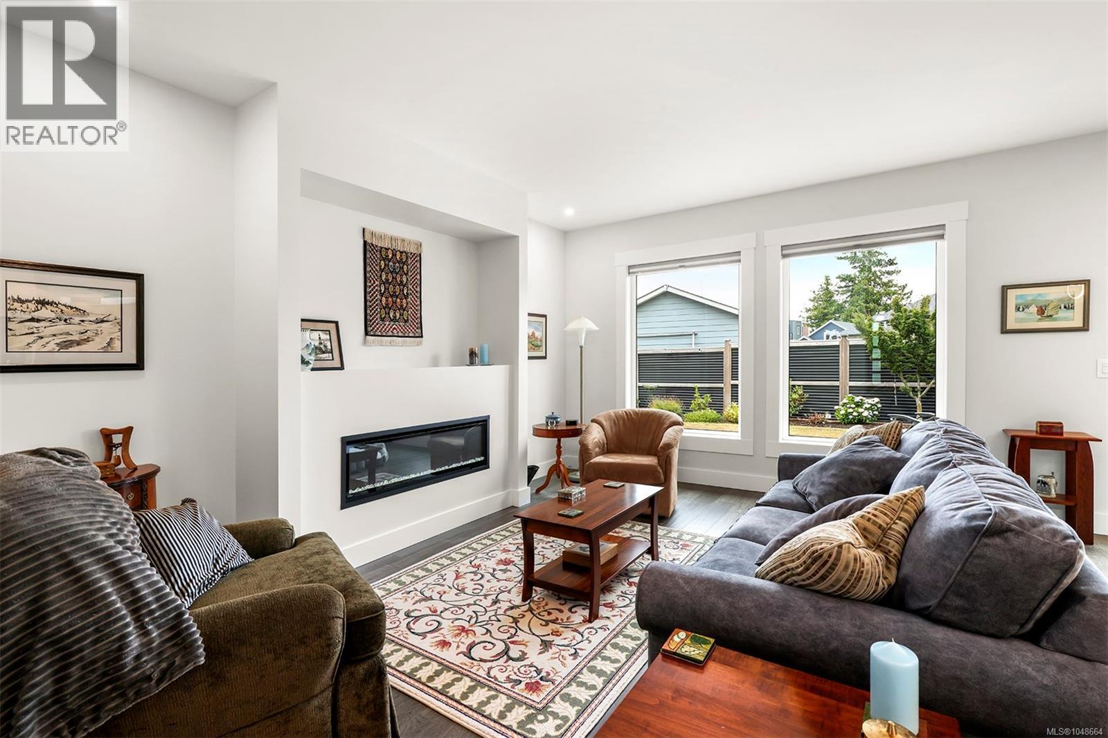 859 Labrador Dr - 3