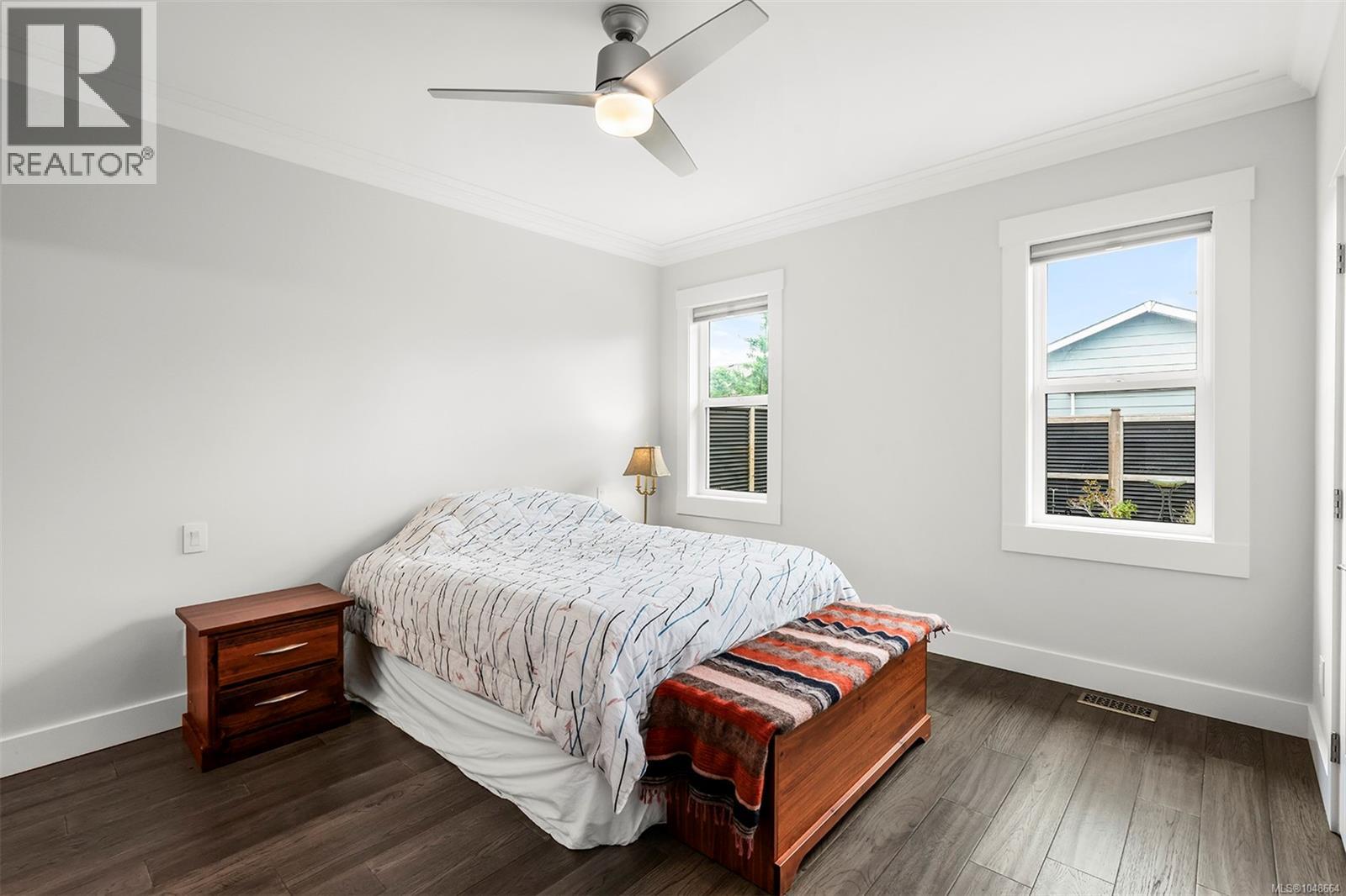 859 Labrador Dr - Image 14