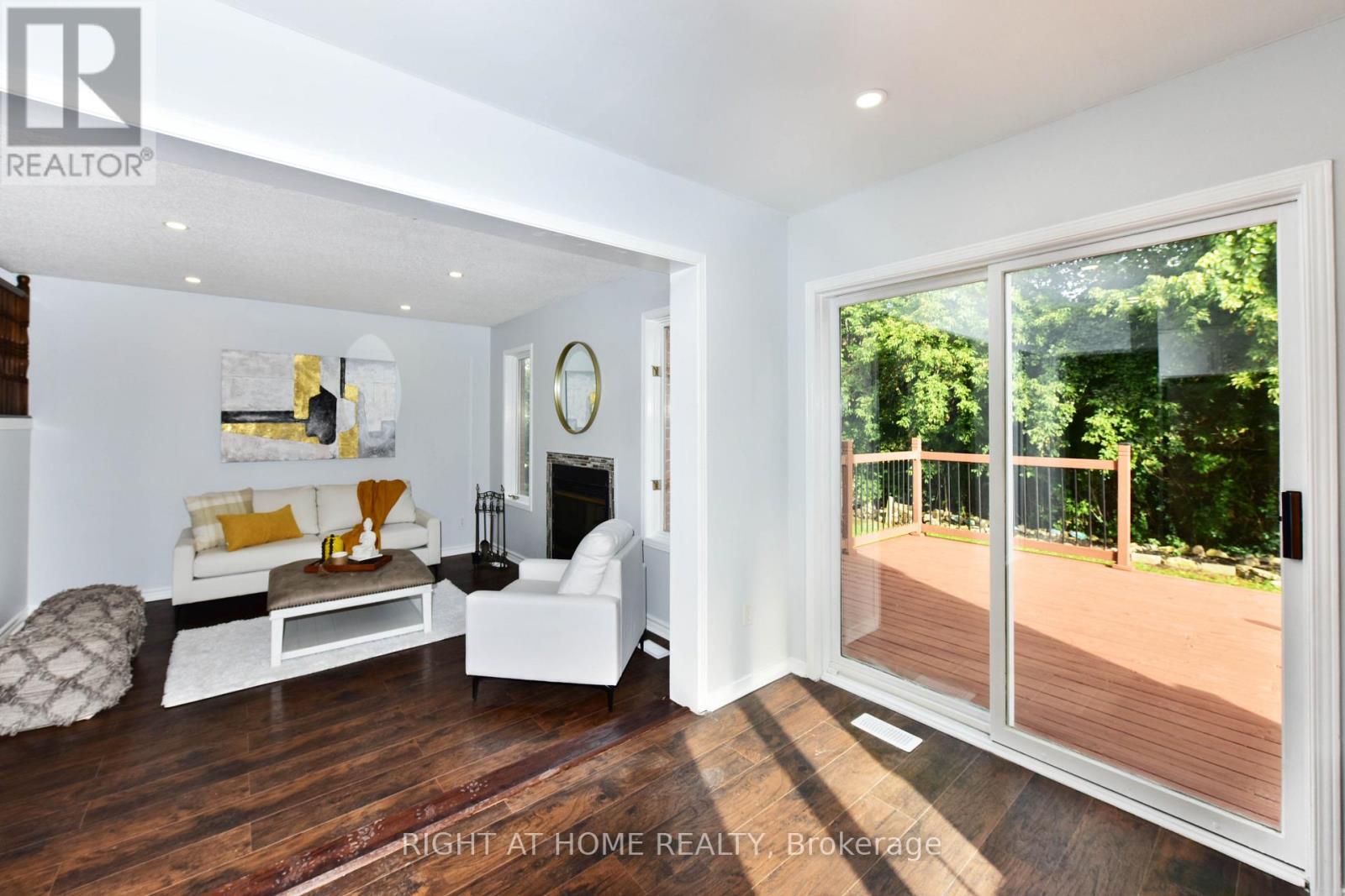 3 JOSEPH CIRCLE - 23