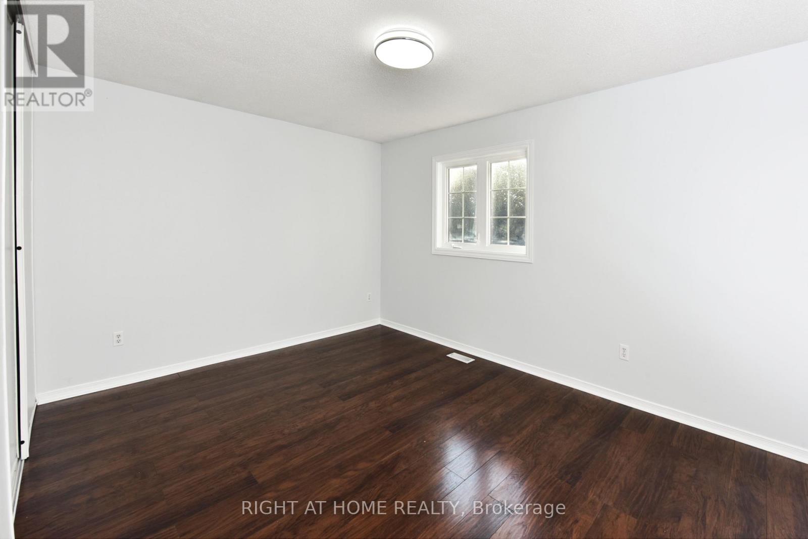 3 JOSEPH CIRCLE - 32