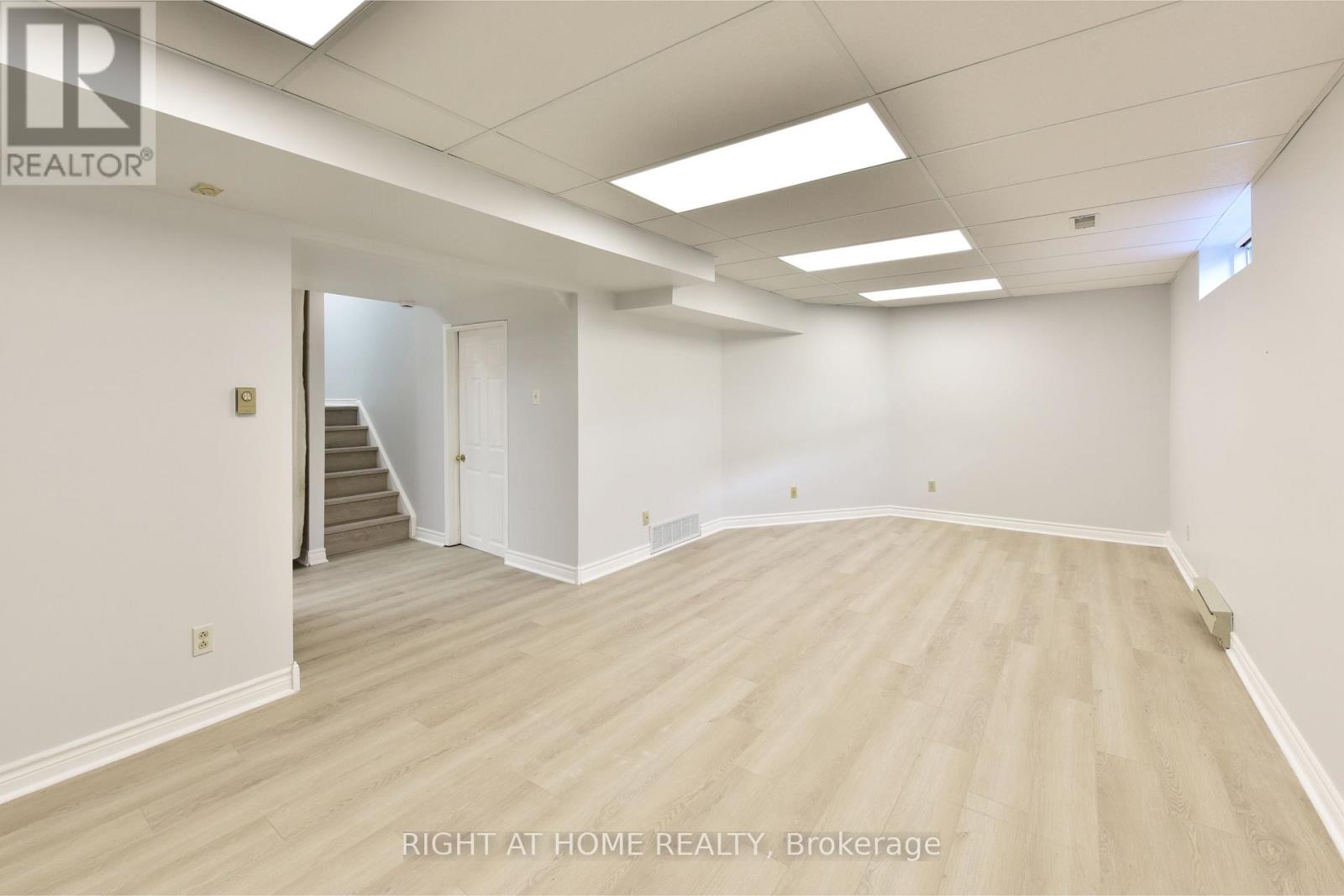 3 JOSEPH CIRCLE - Image 36