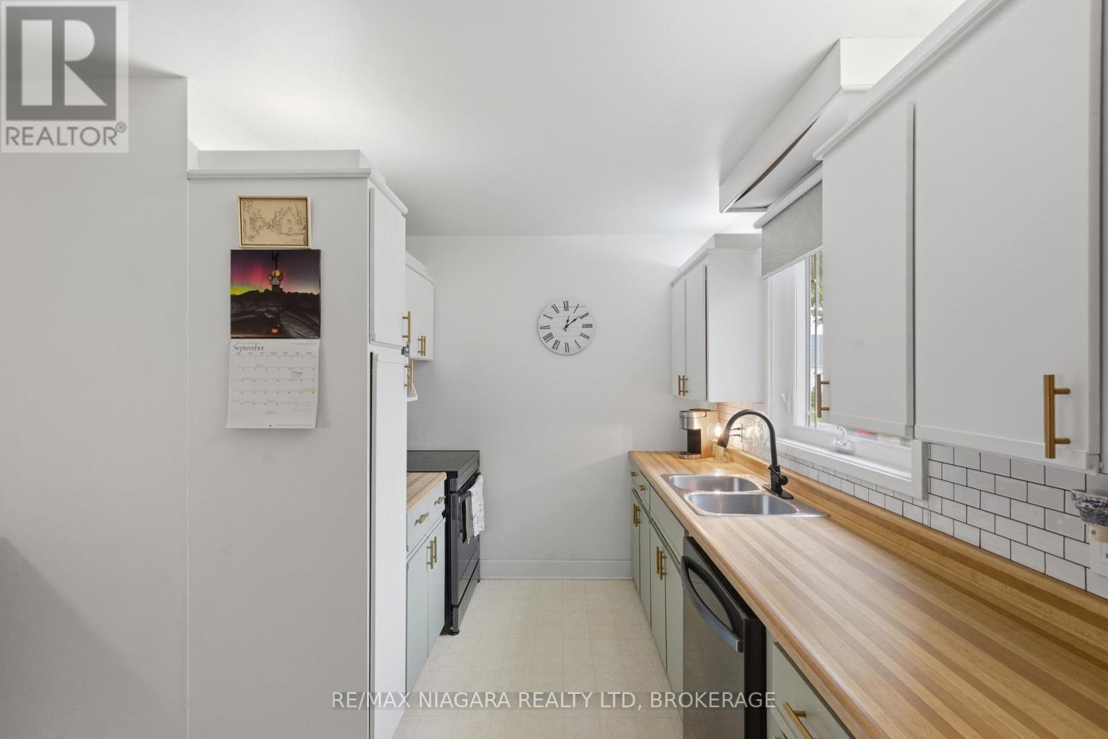 222 NEFF STREET - 11