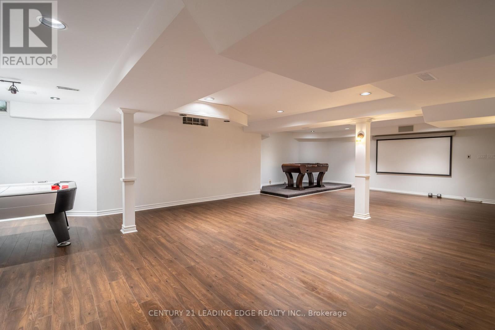 6 STONEGATE STREET - Image 43