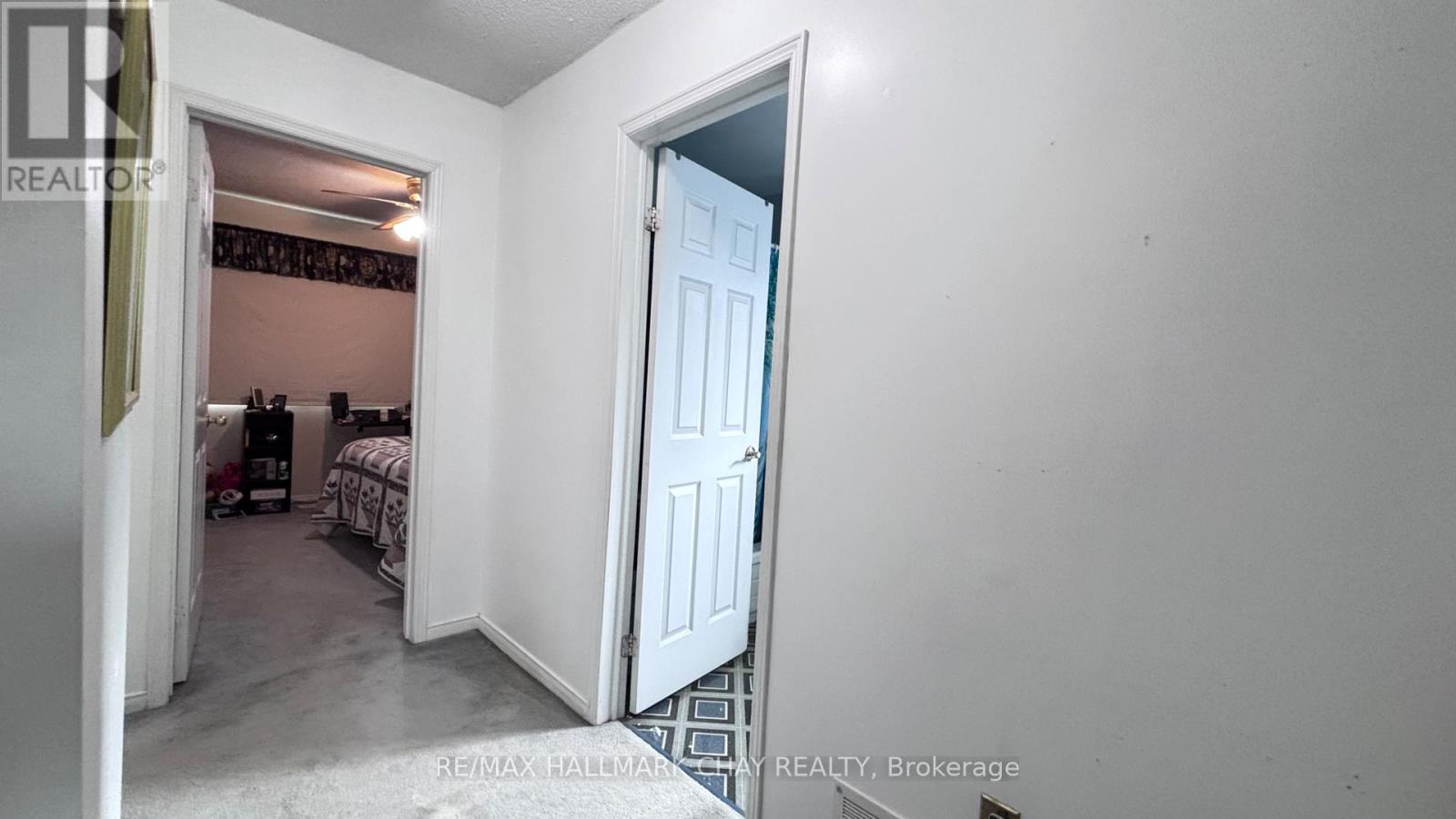 98 ELIZABETH STREET - 13