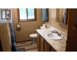 Bedroom - 22268 Township Road 691, Rural Greenview No  16, M D  Of, AB T0H3N0 Photo 10