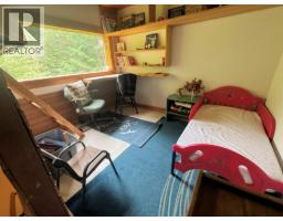 Bedroom 4 - Lot 34 Whiskey Cove (denny Island), Bella Coola, BC V0T1B0 Photo 10
