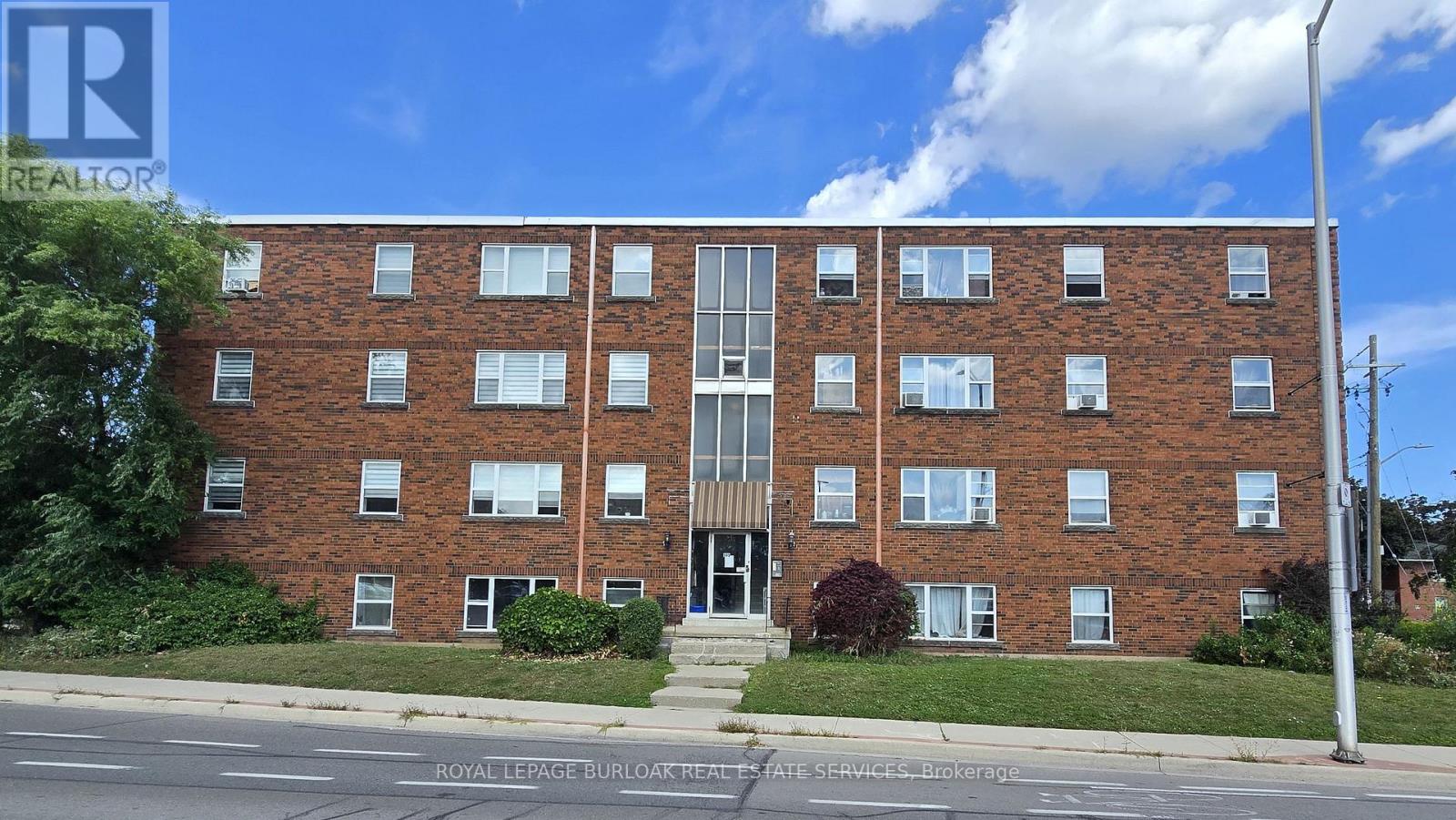 Photo of 849 Brant Street