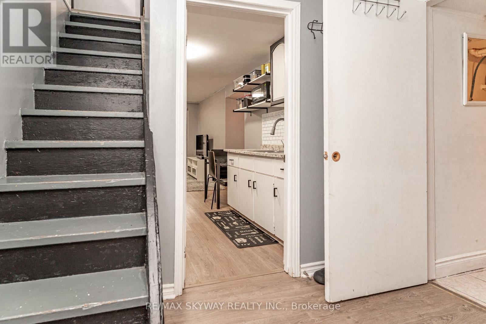 52 CHARTERS ROAD - 33