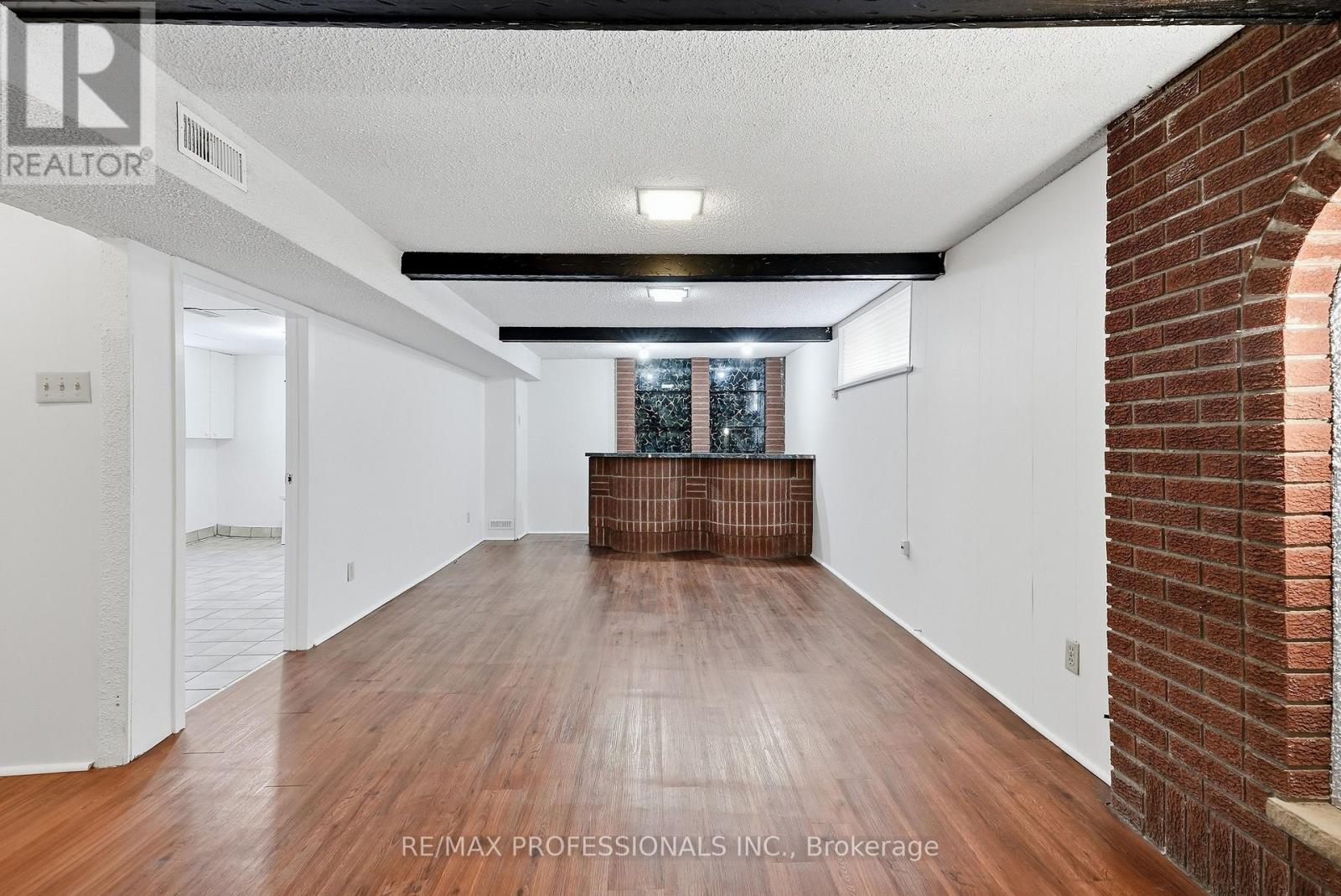 111 WESLEY STREET - Image 34