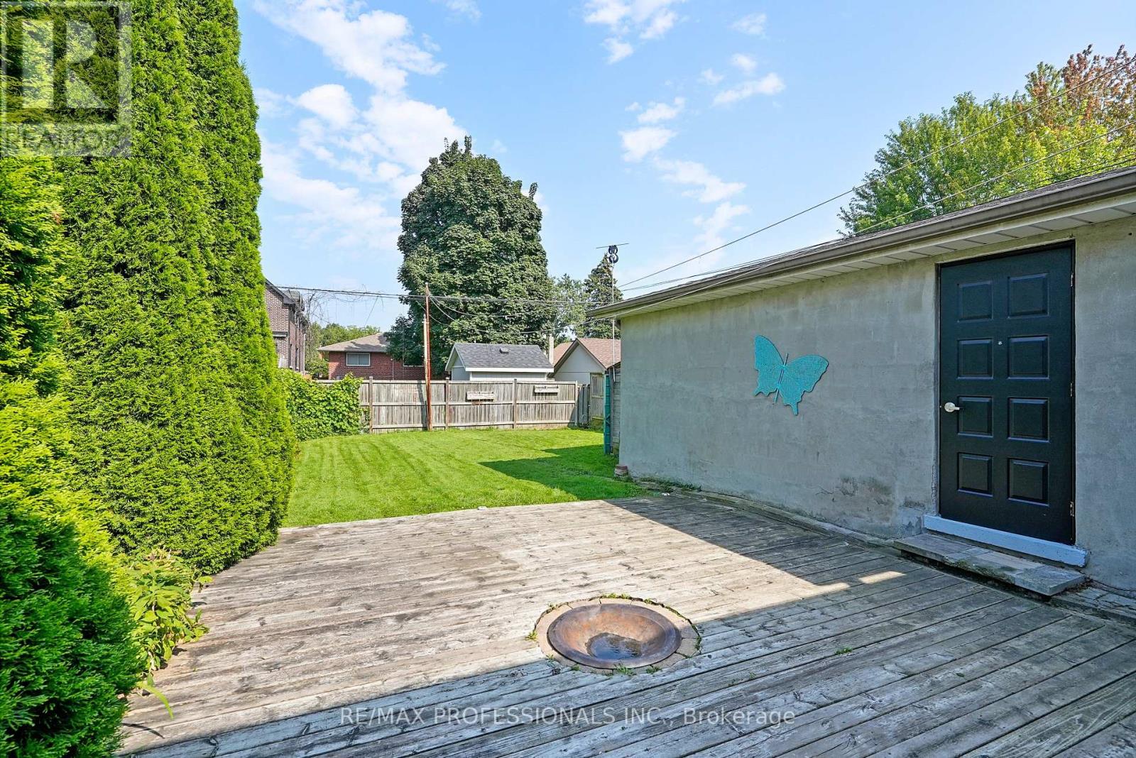 111 WESLEY STREET - 48