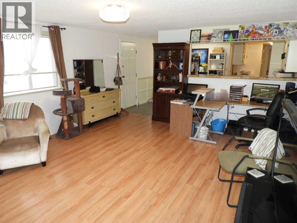 Listing photo – #7, 5027 34, Red Deer