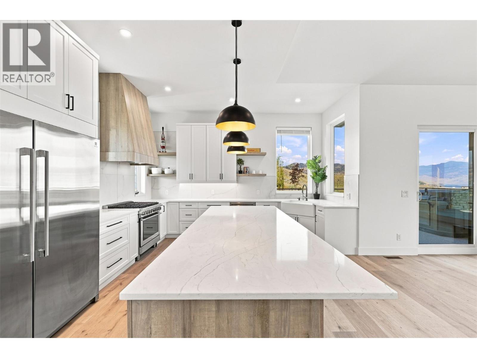 145 RUE CHEVAL NOIR Street - 25