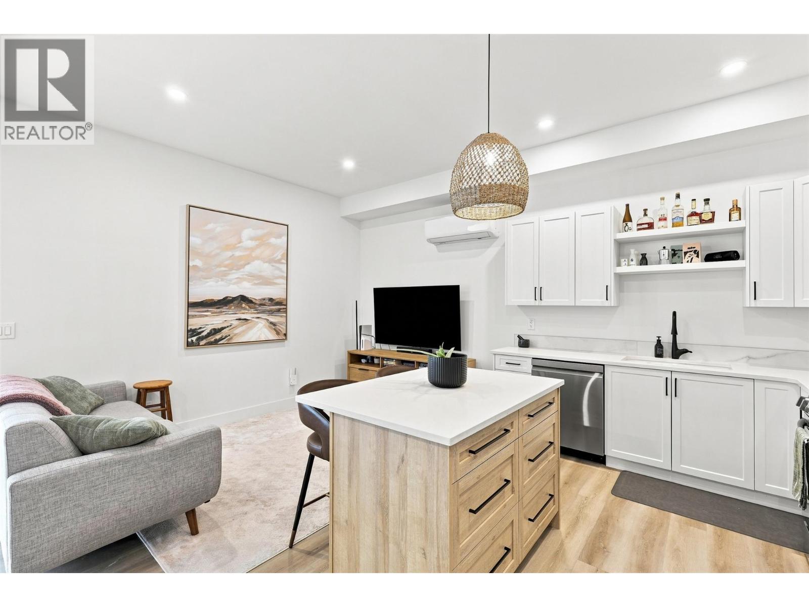 145 RUE CHEVAL NOIR Street - 54