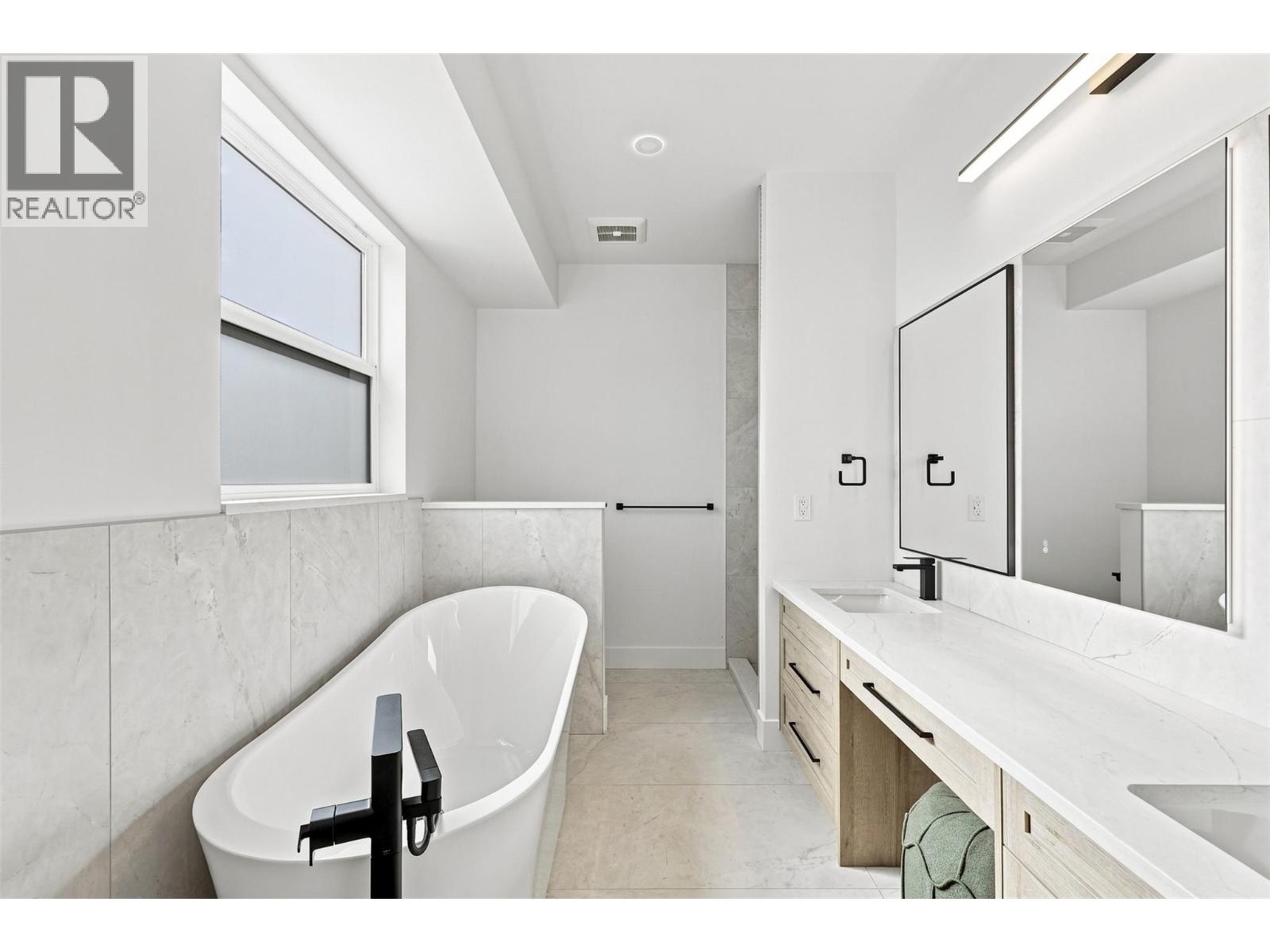 145 RUE CHEVAL NOIR Street - Image 37