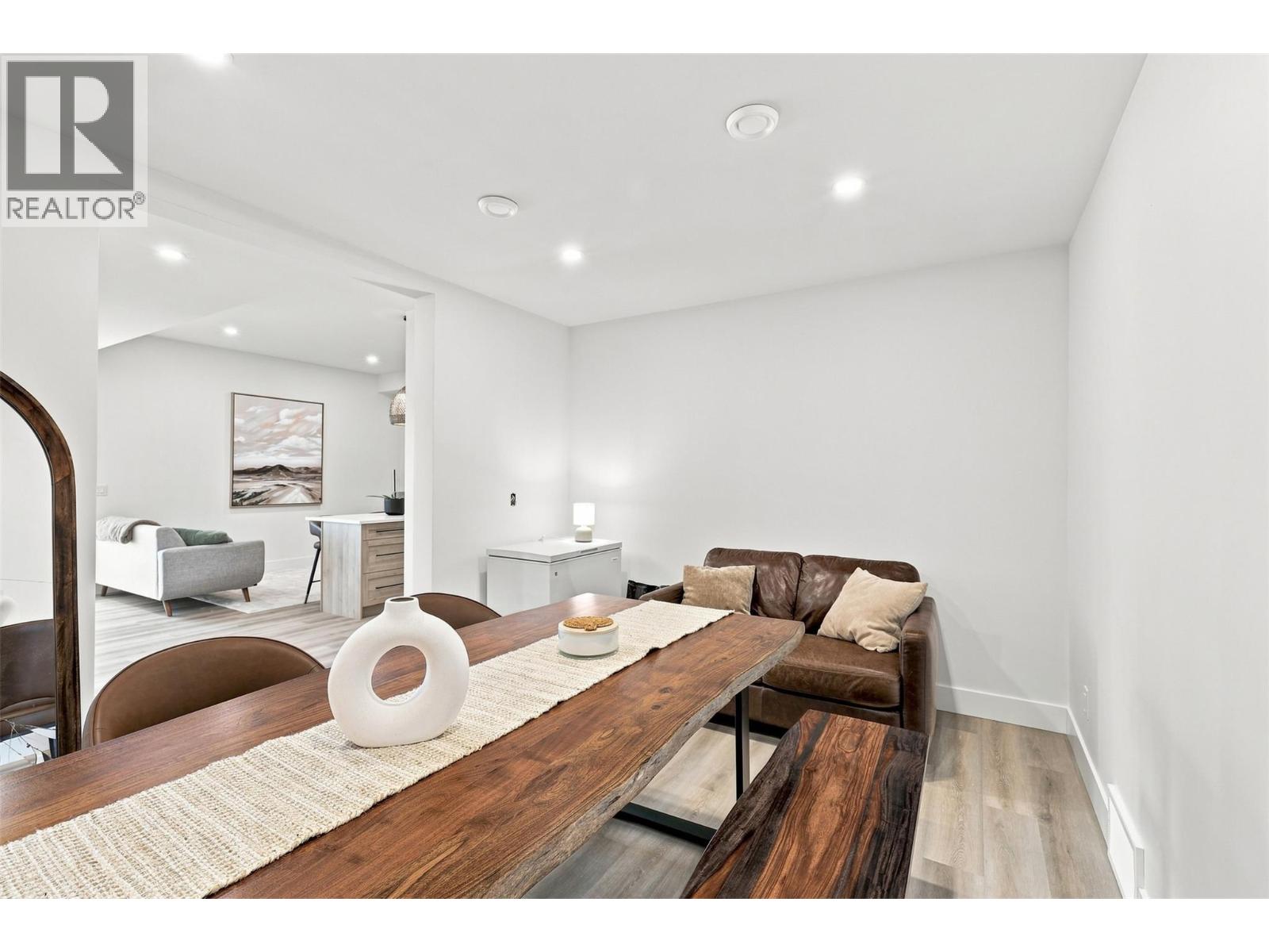 145 RUE CHEVAL NOIR Street - 58