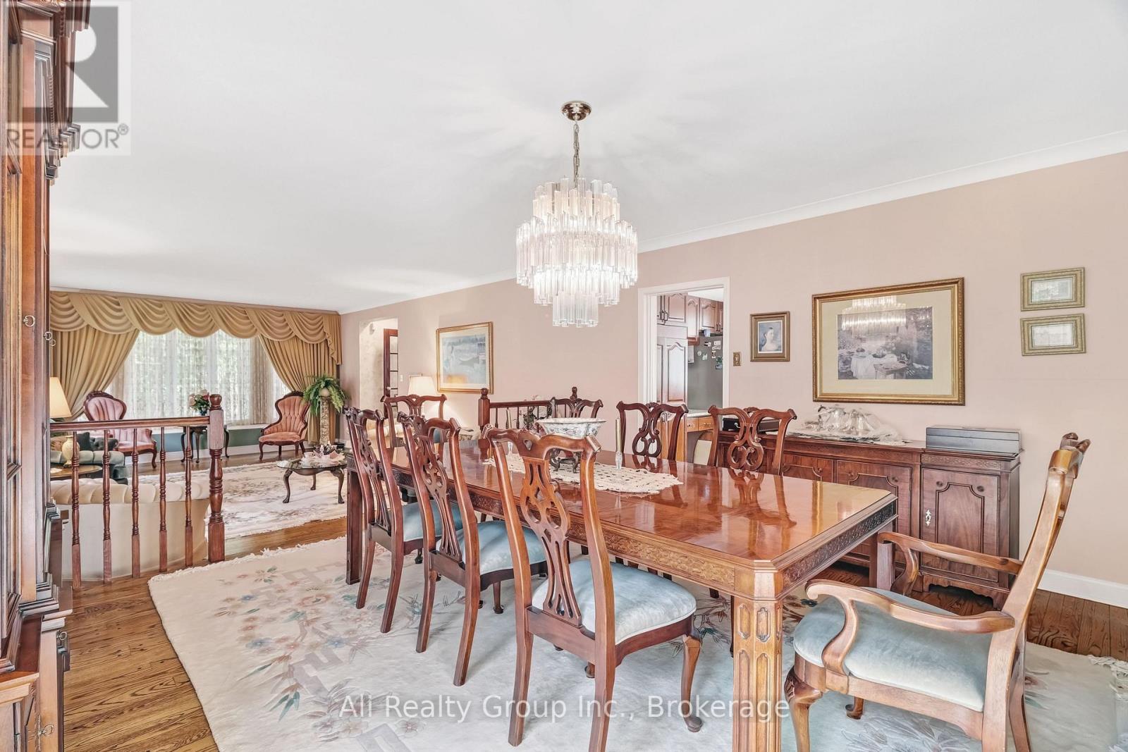 4 ROYAL COUNTY DOWNS - Image 13