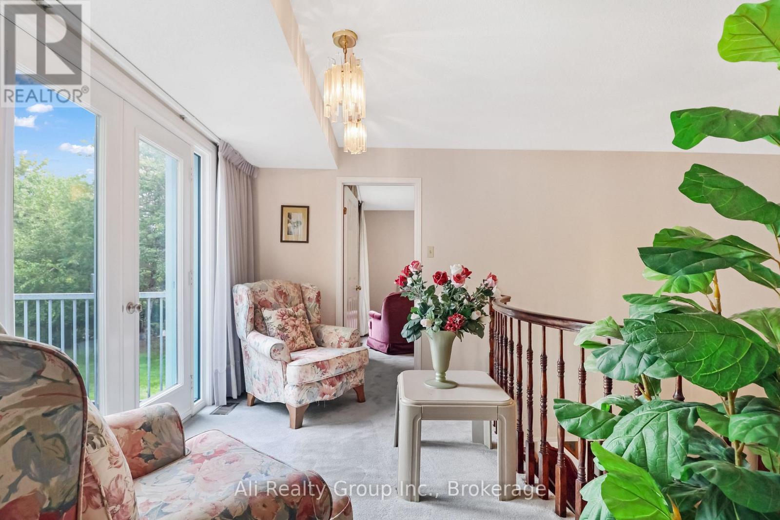 4 ROYAL COUNTY DOWNS - Image 32