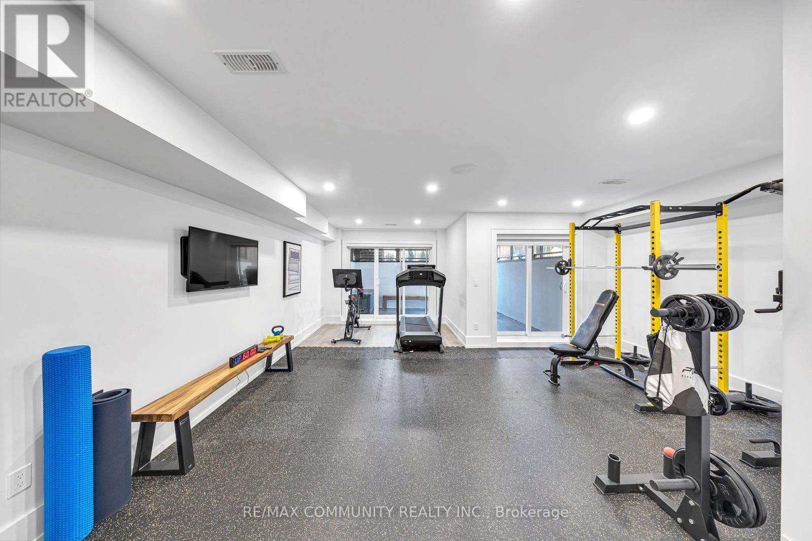 7 DERWYN ROAD - Image 38