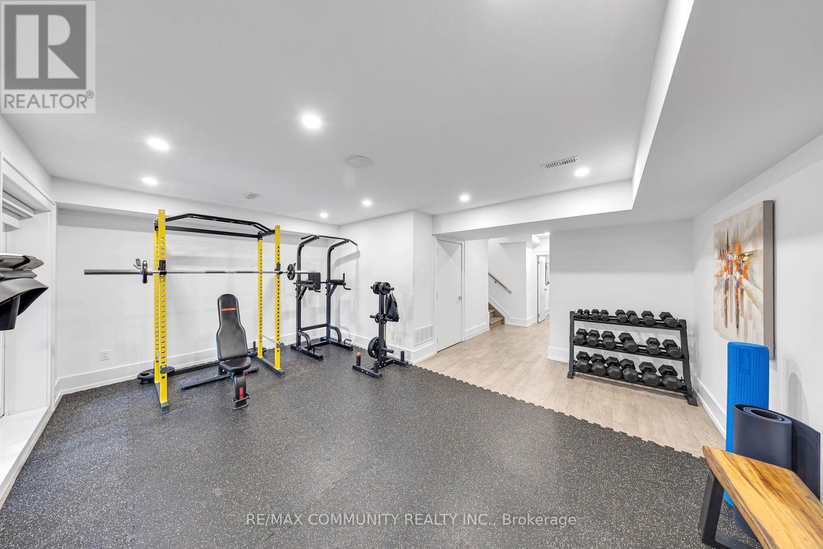 7 DERWYN ROAD - Image 39