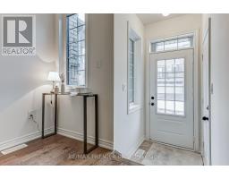 1228 Elizabeth Mackenzie Drive, Pickering, ON L1X0S3 Photo 8
