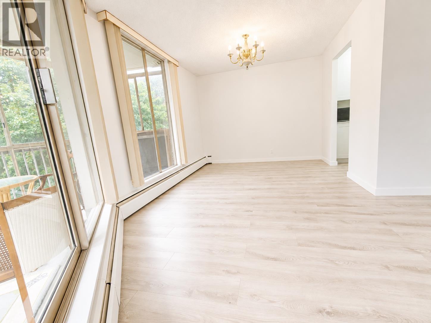 409 2024 W FULLERTON AVENUE, North Vancouver — photo 9