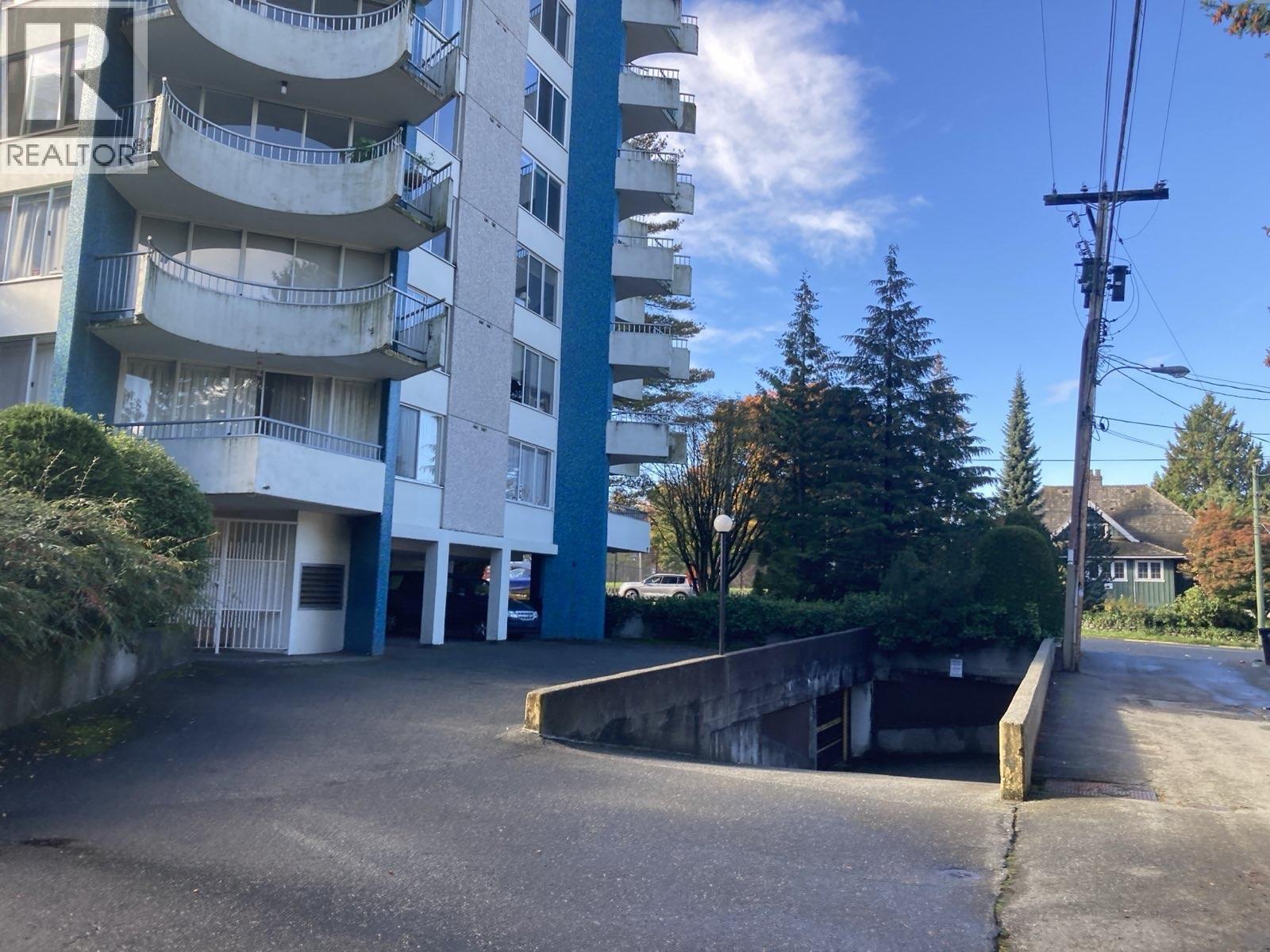 503 4691 W 10TH AVENUE, Vancouver — photo 3