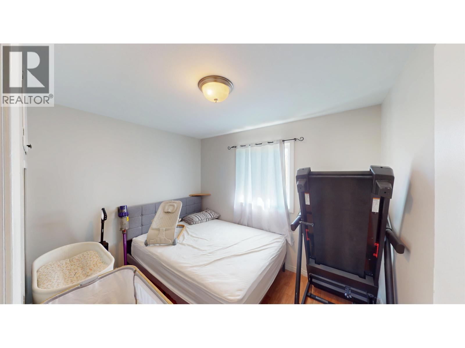 10515 104 AVENUE - Image 19