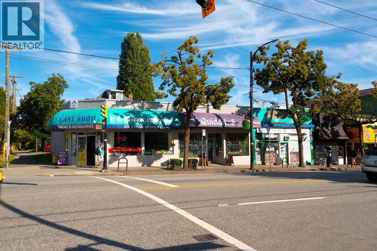 1777 E 4TH AVENUE, Vancouver