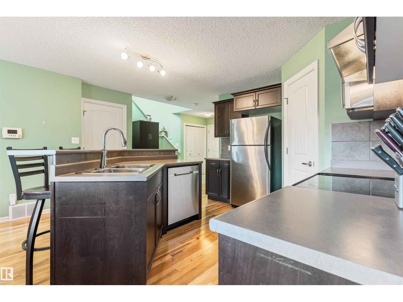 415 KEYSTONE WY - 10