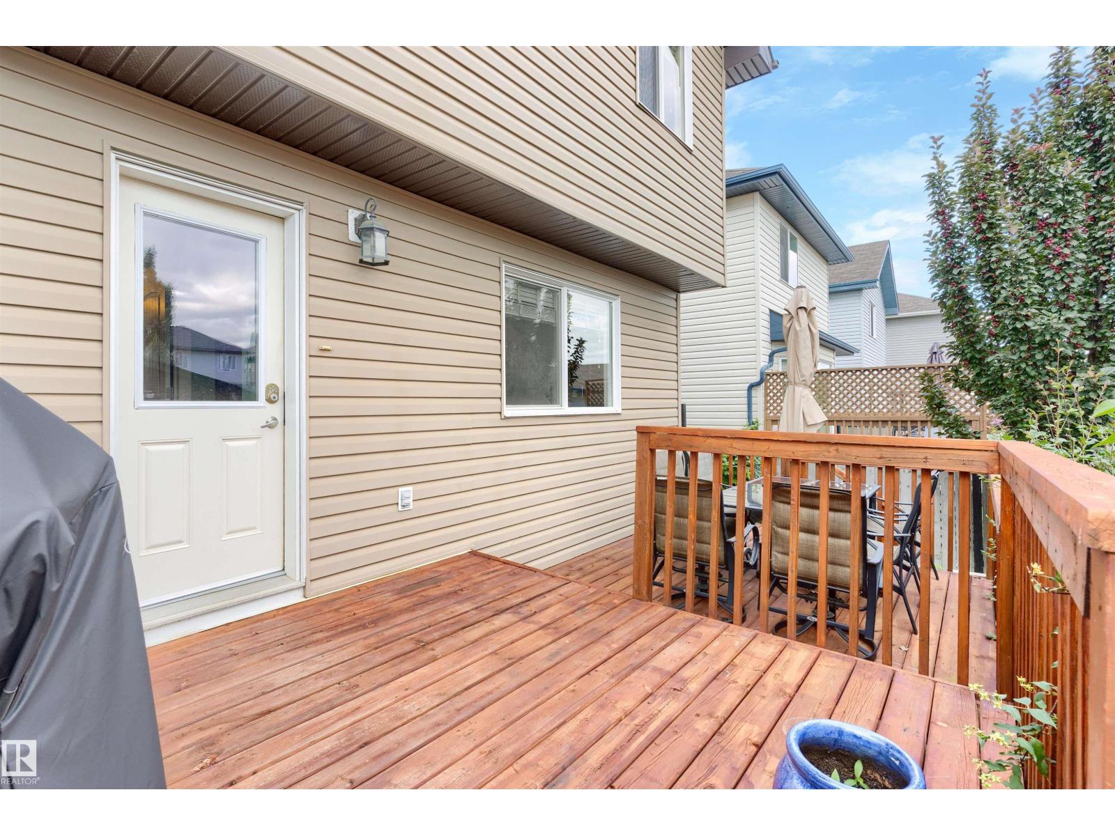 415 KEYSTONE WY - 37