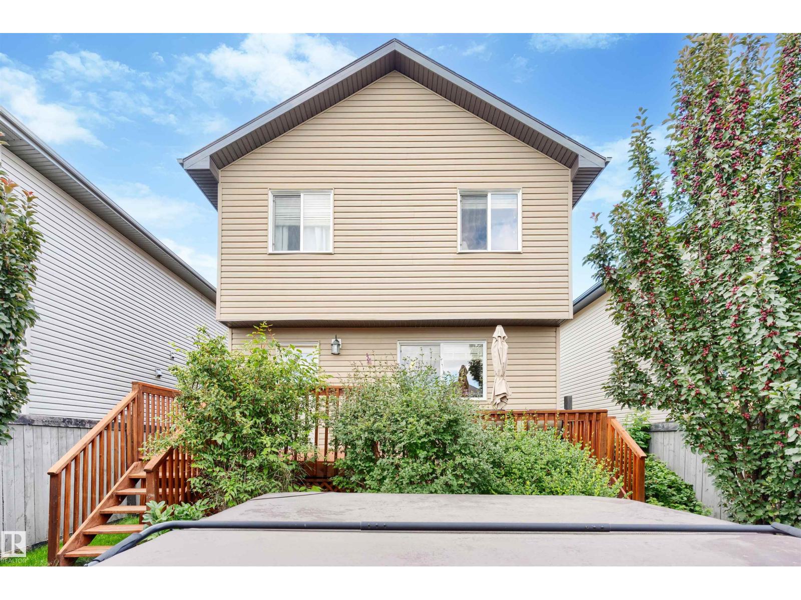 415 KEYSTONE WY - 43