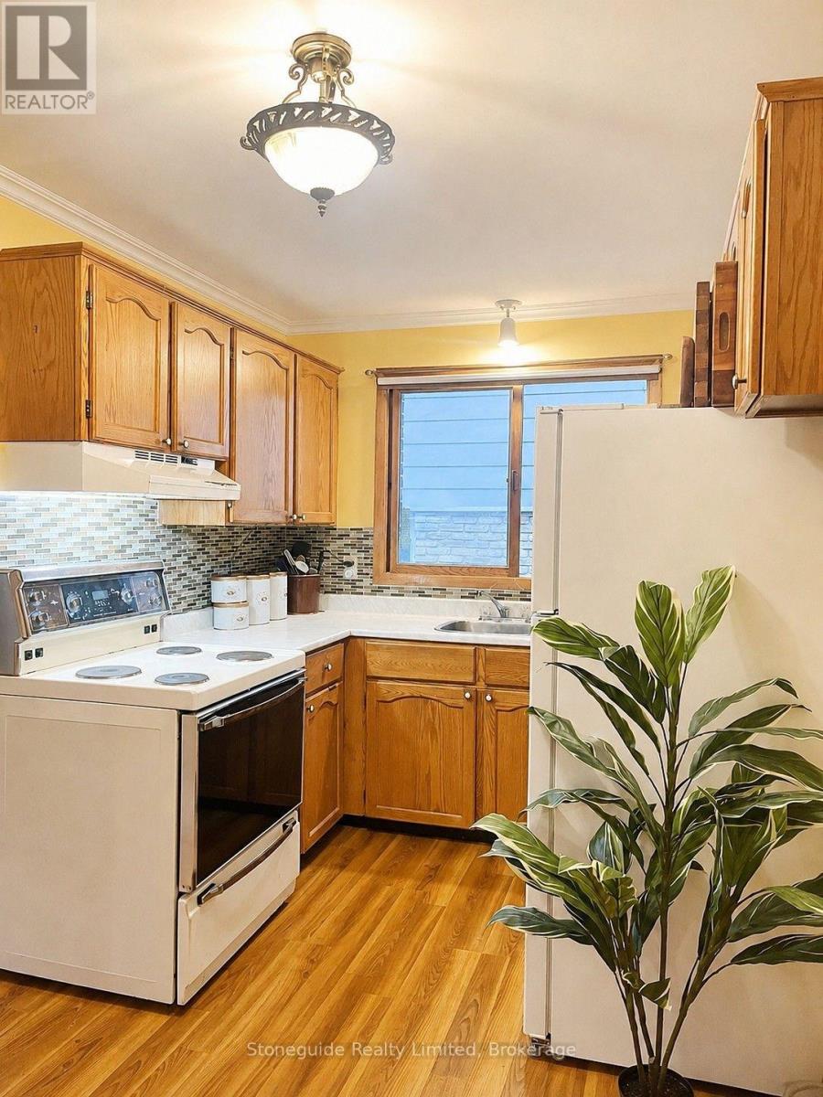 1139 DANITA BOULEVARD - 6