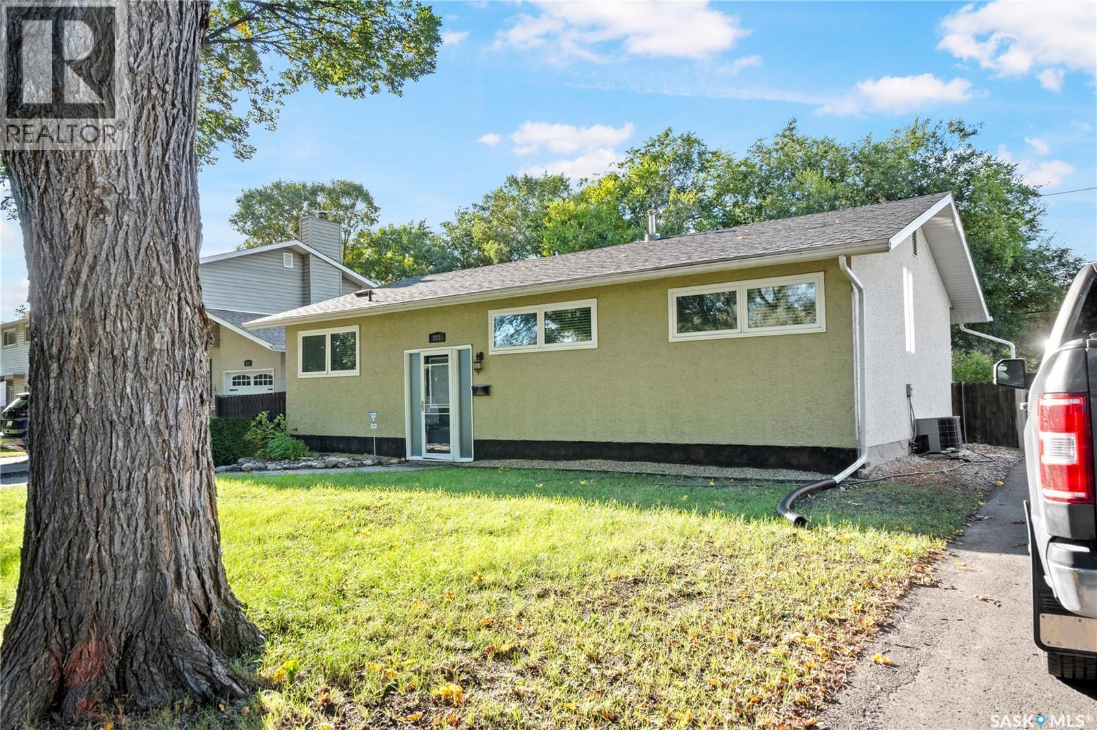 828 Shannon ROAD, Regina, Saskatchewan, S4S5K2, Regina, Saskatchewan — photo 4 of 5
