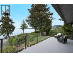 Living room - 3640 East Rd, Denman Island, BC V0R1T0 Photo 10