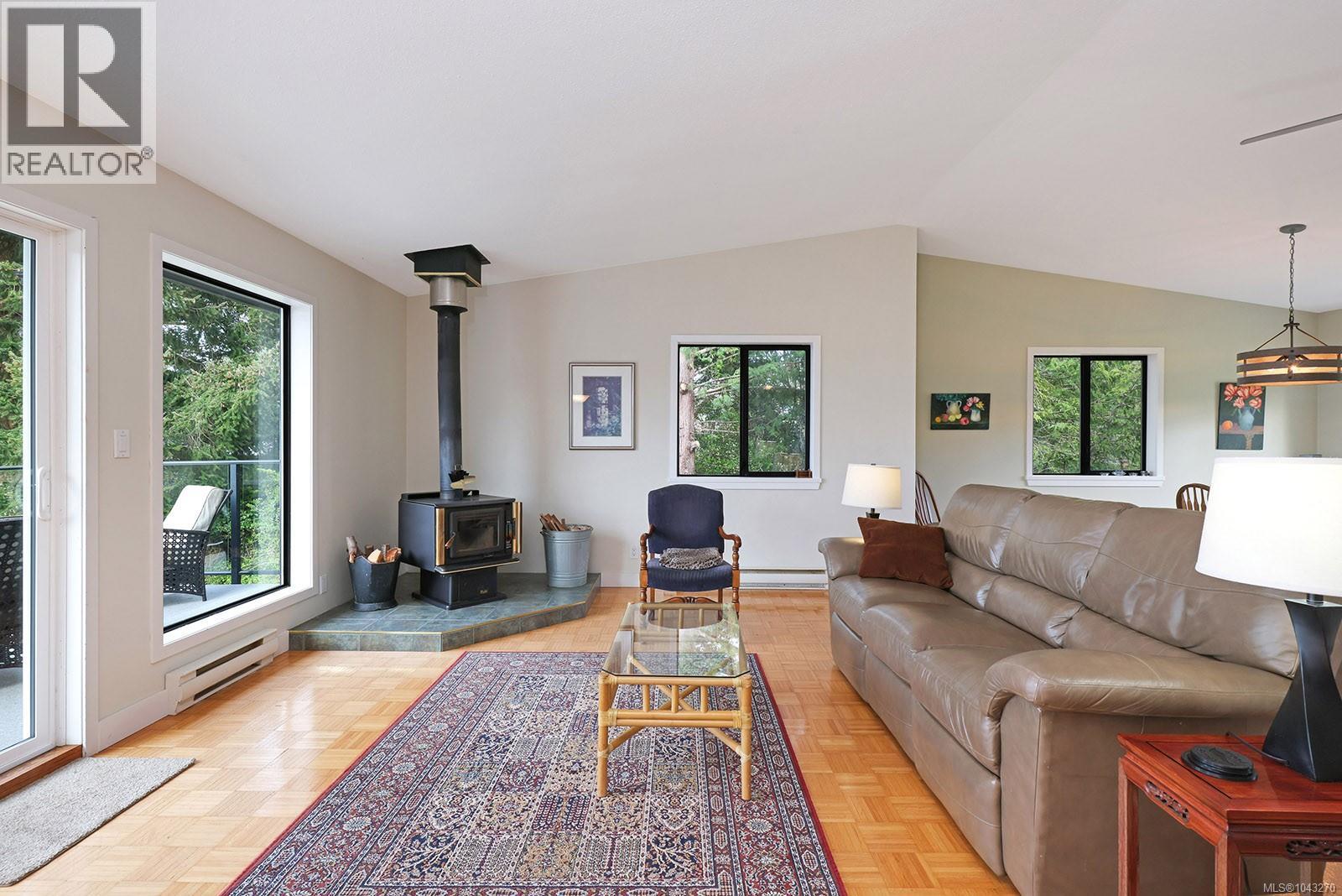 3640 East Rd - Image 13